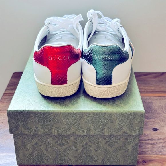 Pre-loved Authentic Gucci Ace Sneakers with Bee 🐝 - Picture 7 of 8